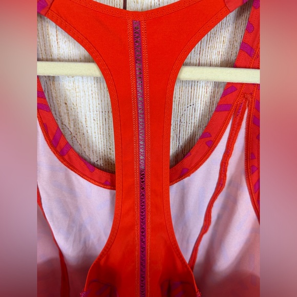 Lululemon Lightened Up Singlet Tank Top - Picture 6 of 8